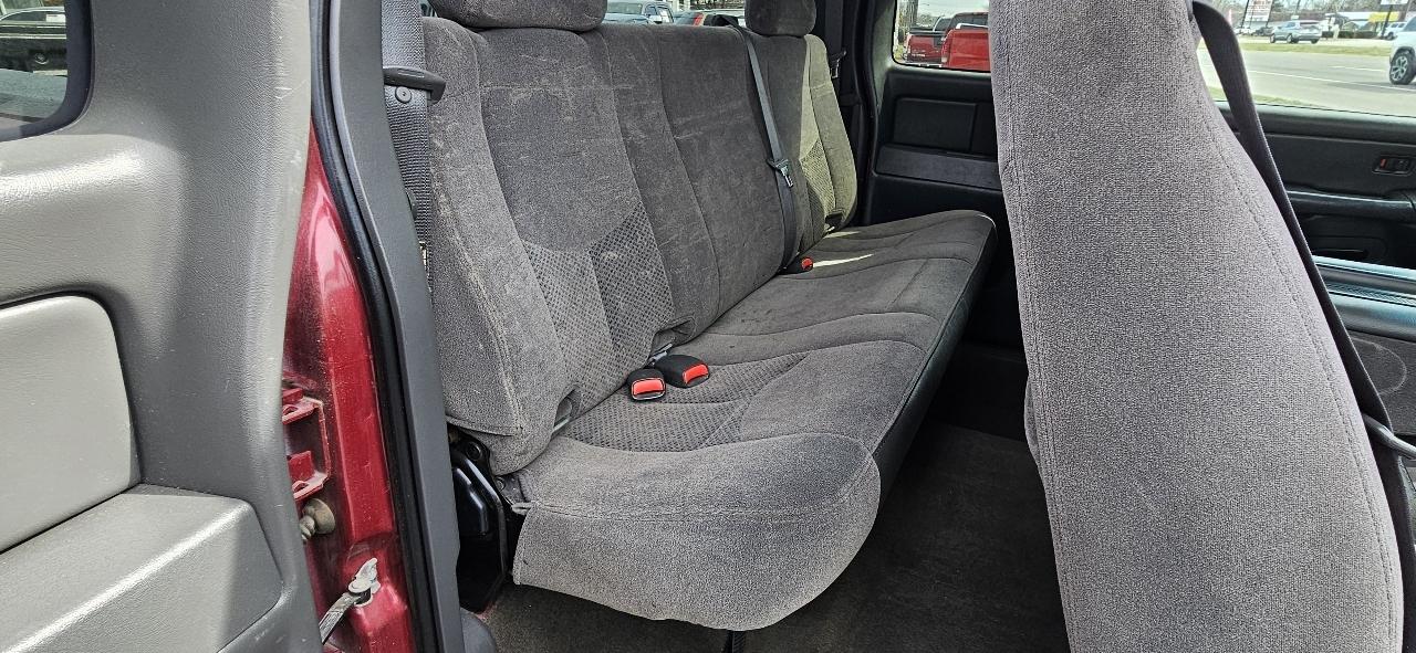 Chevrolet Silverado 1500 Ext Cab 143.5" WB 2WD LT1 2006