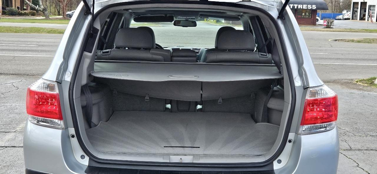 Toyota Highlander 4WD 4dr V6 Limited (Natl) 2012