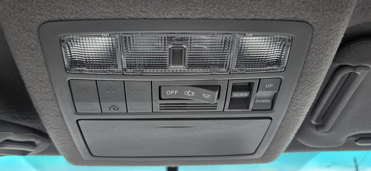 Toyota Highlander 4WD 4dr V6 Limited (Natl) 2012