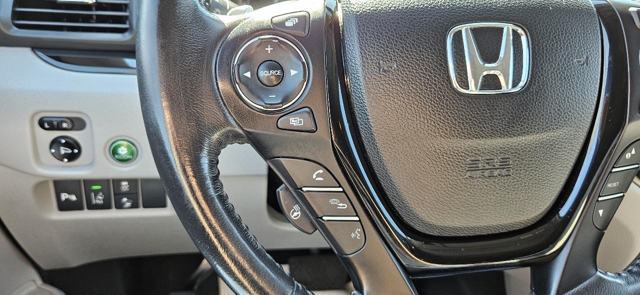 Honda Pilot AWD 4dr Elite w/RES & Navi 2016