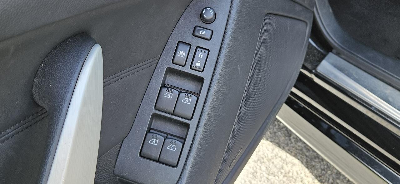 Infiniti G37 Convertible 2dr Sport 2012