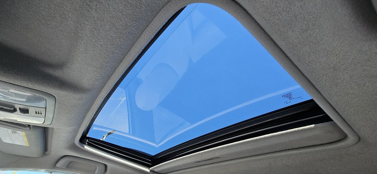 Toyota RAV4 FWD 4dr 4-cyl 4-Spd AT (Natl) 2011