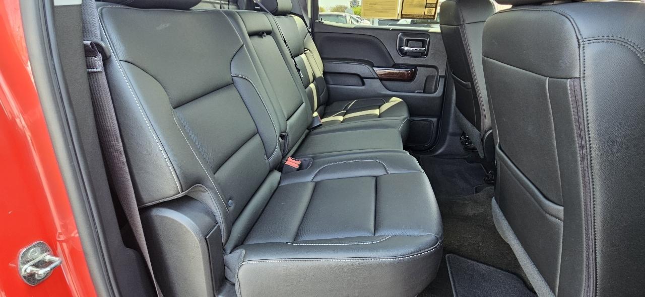 GMC Sierra 1500 4WD Crew Cab 143.5" SLT 2017