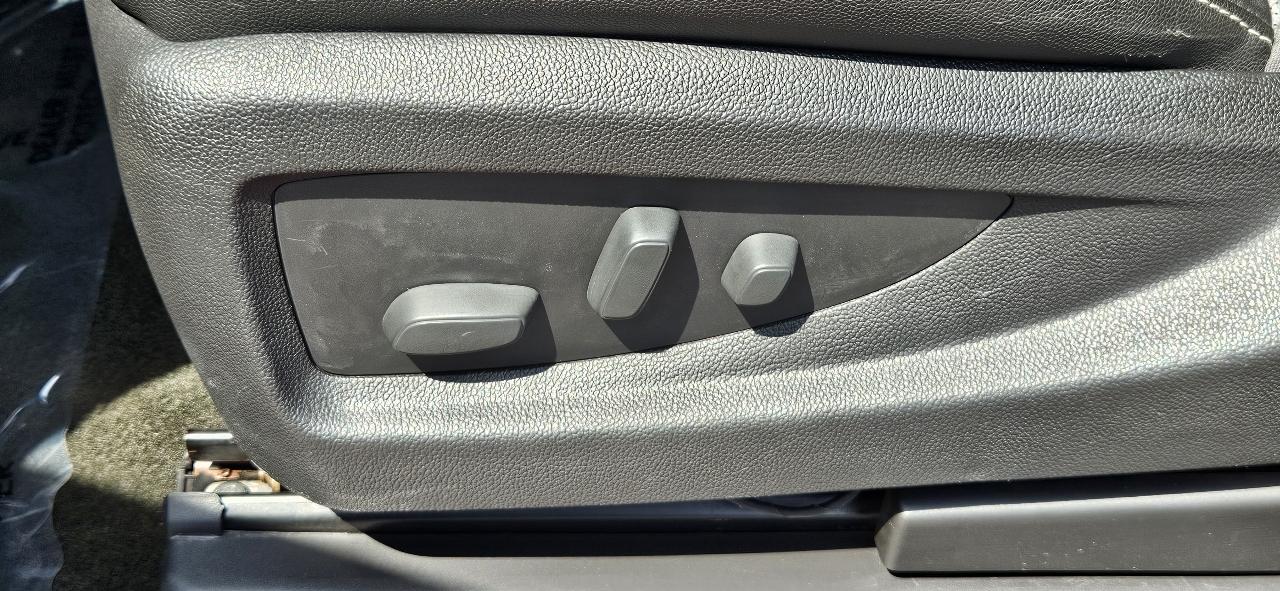 GMC Sierra 1500 4WD Crew Cab 143.5" SLT 2017