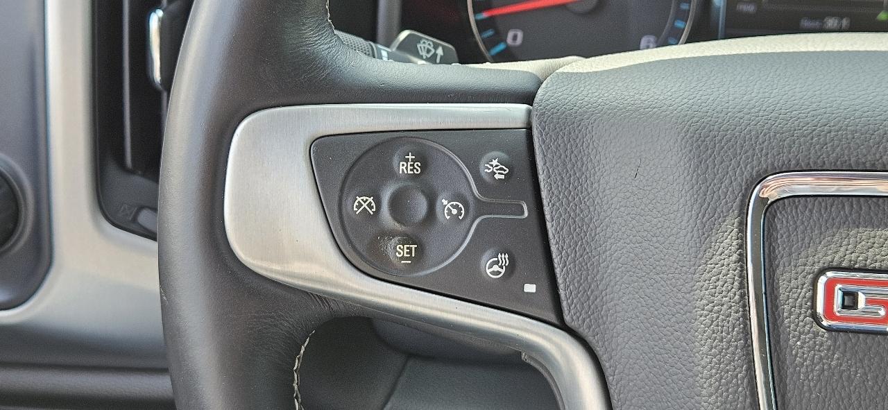 GMC Sierra 1500 4WD Crew Cab 143.5" SLT 2017