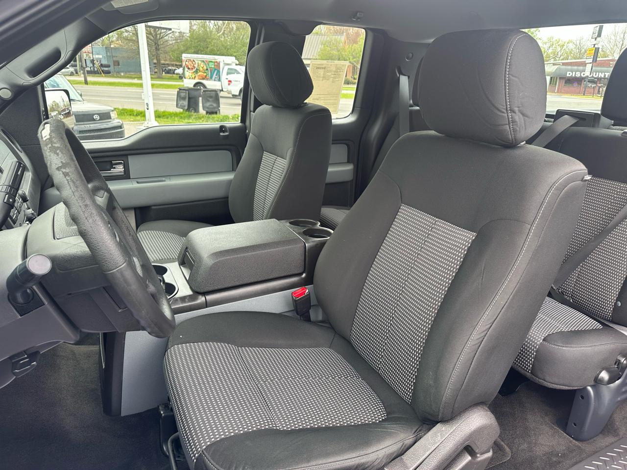 Ford F-150 4WD SuperCab 145" STX 2014