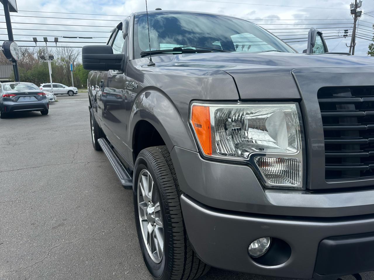 Ford F-150 4WD SuperCab 145" STX 2014
