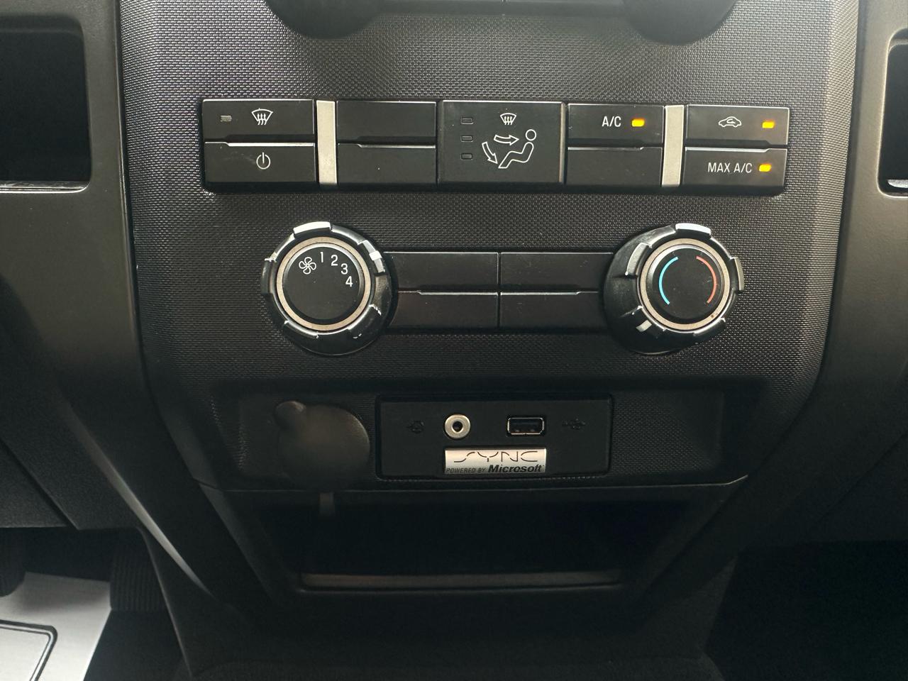 Ford F-150 4WD SuperCab 145" STX 2014