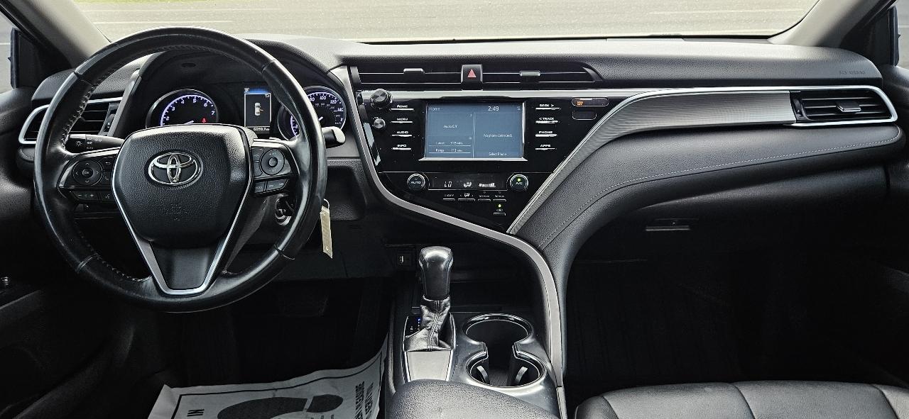 Toyota Camry SE Auto (Natl) 2018