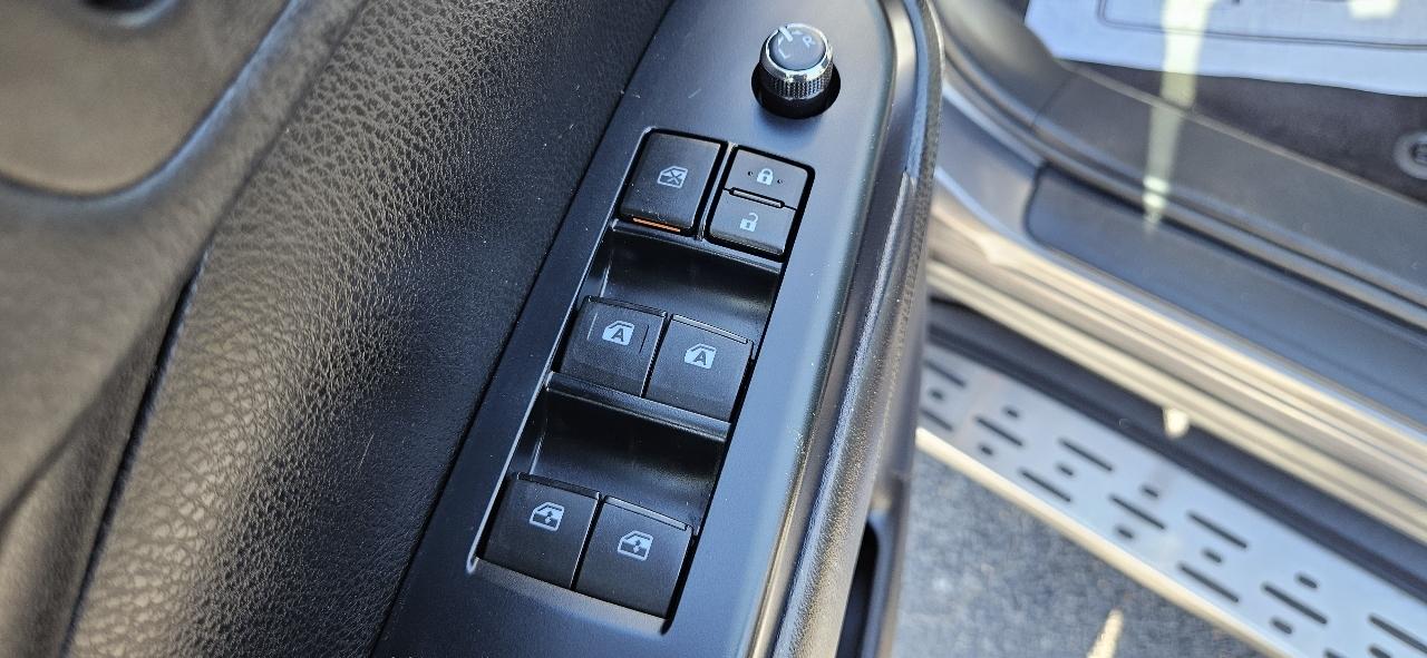 Toyota Highlander SE 4D SUV FWD 2018