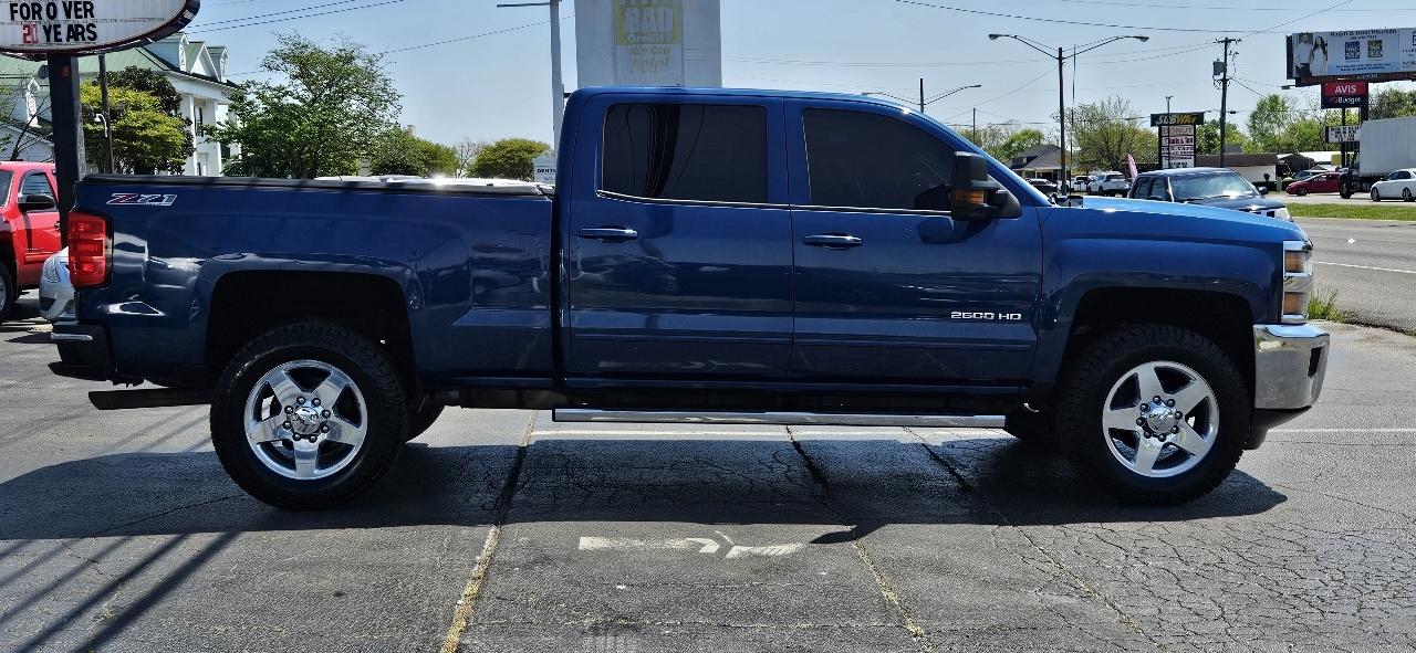 Chevrolet Silverado 2500HD 4WD Crew Cab 153.7" LT 2015