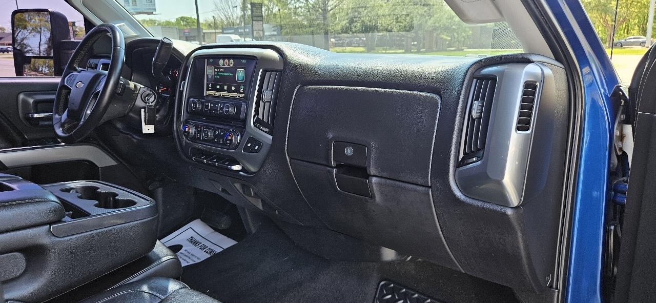 Chevrolet Silverado 2500HD 4WD Crew Cab 153.7" LT 2015