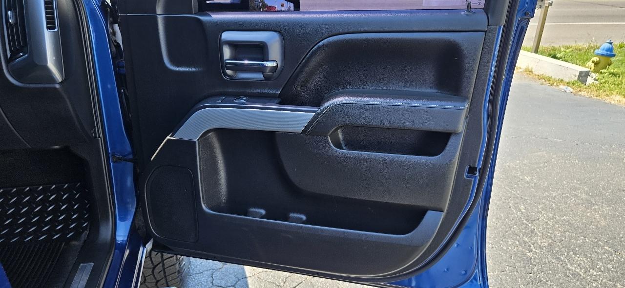 Chevrolet Silverado 2500HD 4WD Crew Cab 153.7" LT 2015