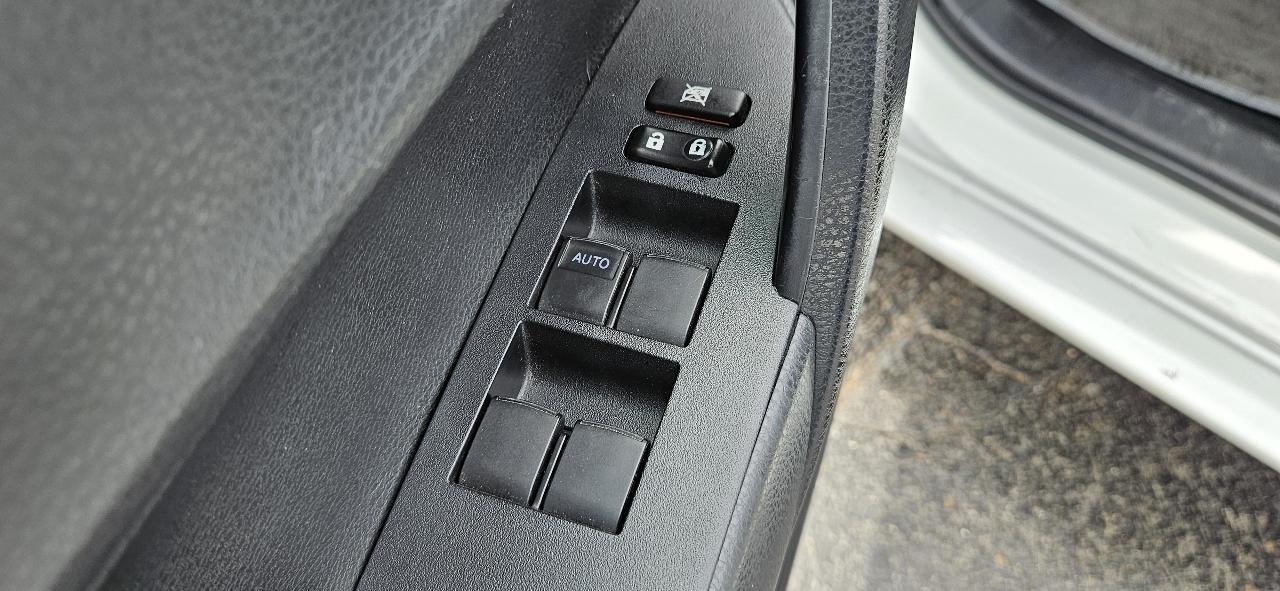 Toyota Corolla L 4D Sedan 2019