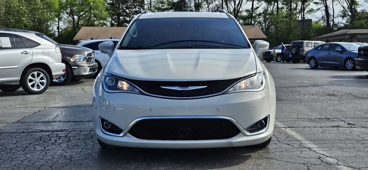 Chrysler Pacifica Touring L Plus FWD 2020