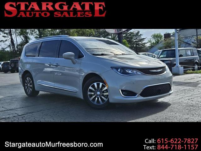White 2020 Chrysler Pacifica Touring L Plus FWD Minivan Front-Wheel Drive Automatic