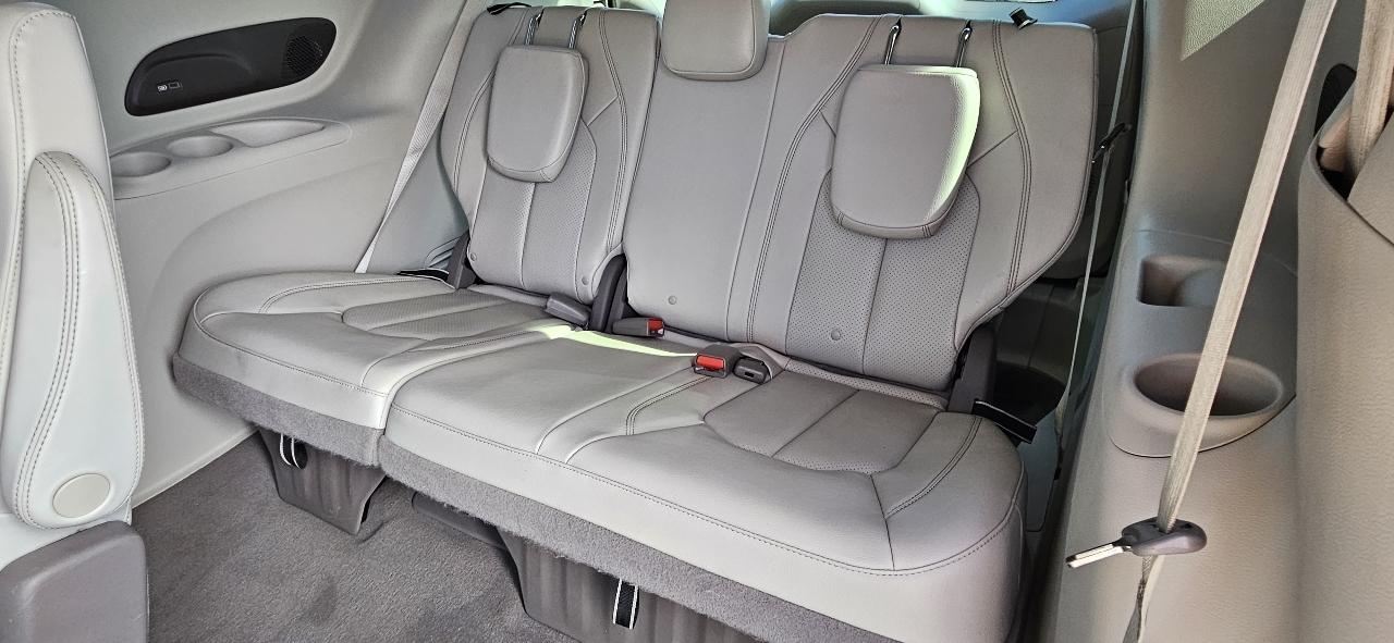 Chrysler Pacifica Touring L Plus FWD 2020