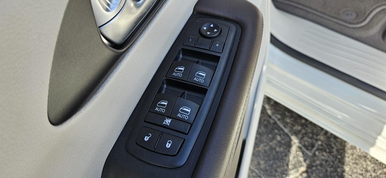Chrysler Pacifica Touring L Plus FWD 2020