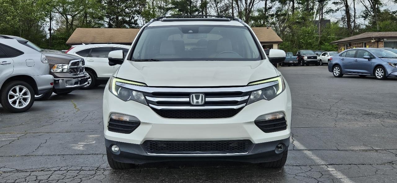 Honda Pilot 2WD 4dr Touring w/RES & Navi 2016