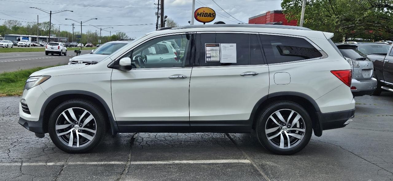 Honda Pilot 2WD 4dr Touring w/RES & Navi 2016