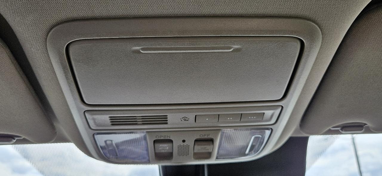 Honda Pilot 2WD 4dr Touring w/RES & Navi 2016