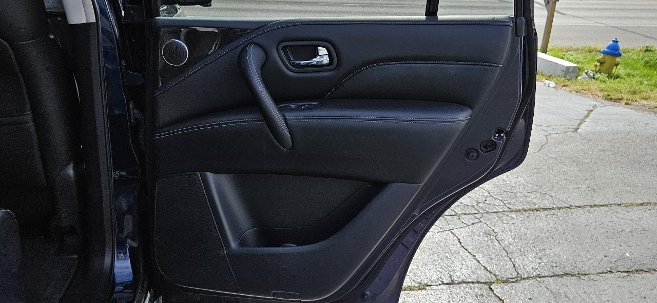 Infiniti QX80 LUXE AWD 2021