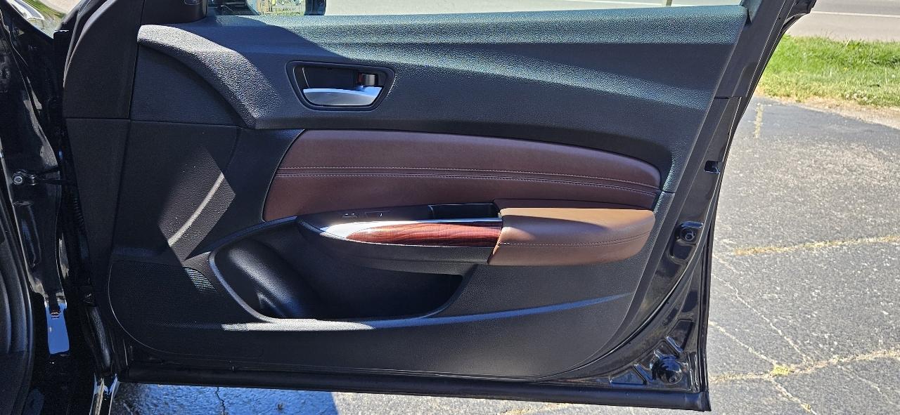 Acura TLX 4dr Sdn FWD Tech 2016