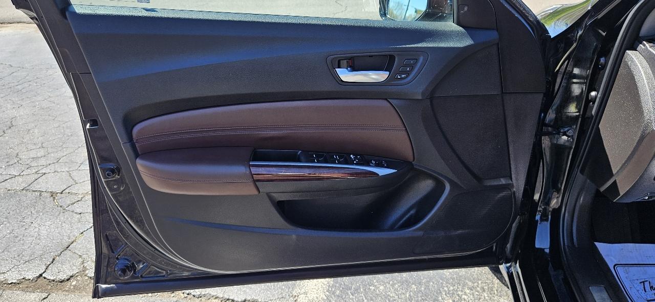 Acura TLX 4dr Sdn FWD Tech 2016