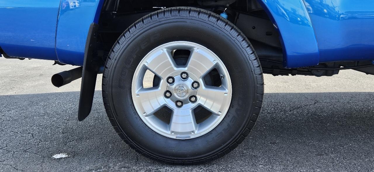 Toyota Tacoma 2WD Dbl LB V6 AT PreRunner (Natl) 2008