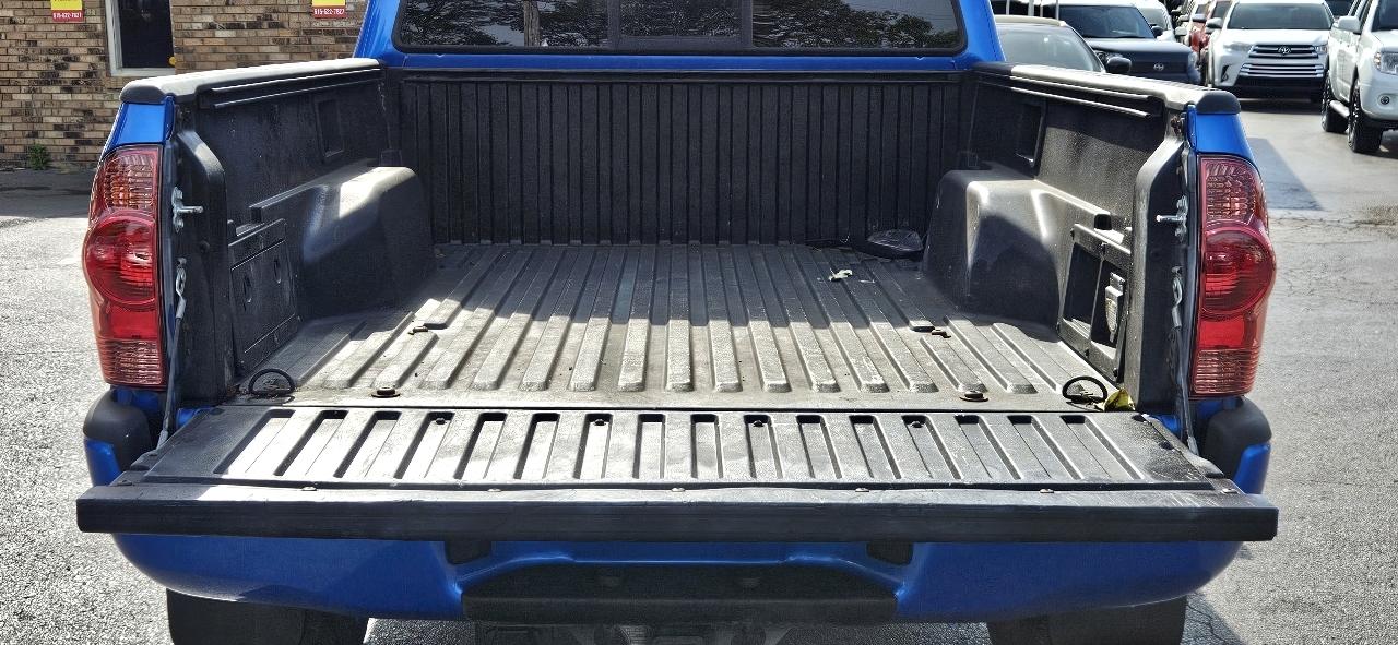 Toyota Tacoma 2WD Dbl LB V6 AT PreRunner (Natl) 2008