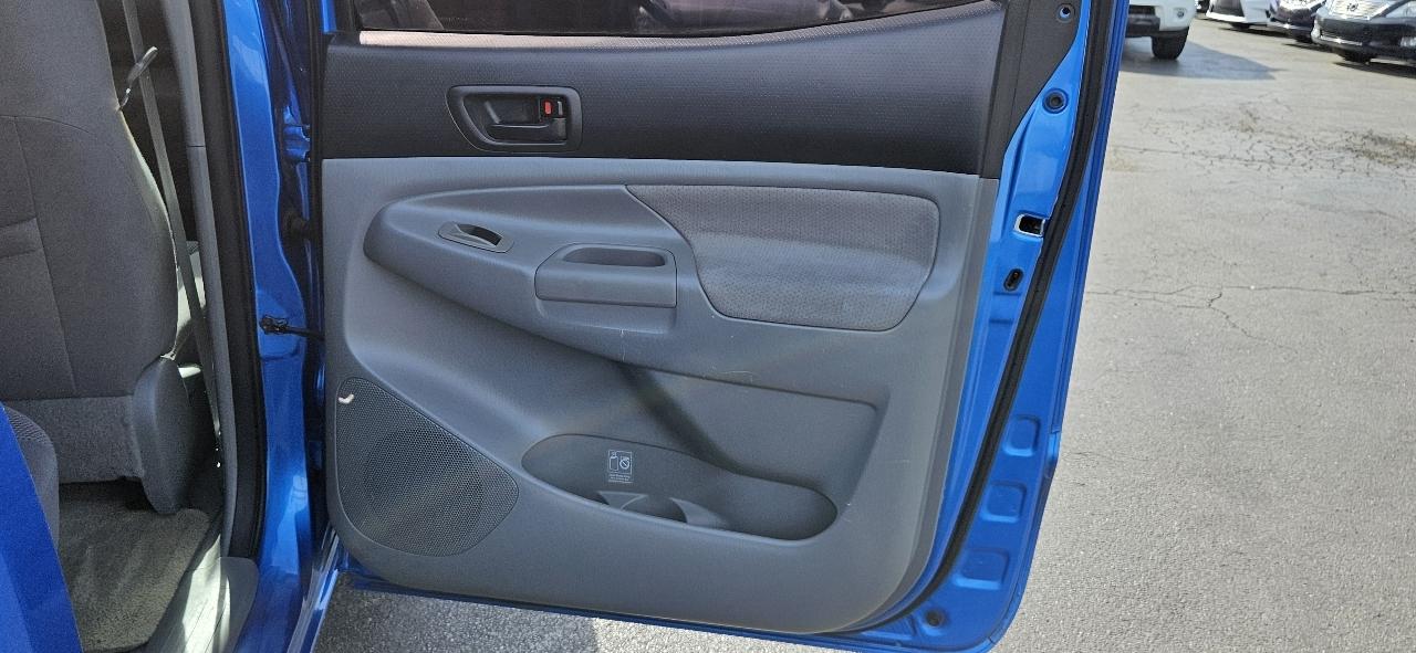 Toyota Tacoma 2WD Dbl LB V6 AT PreRunner (Natl) 2008