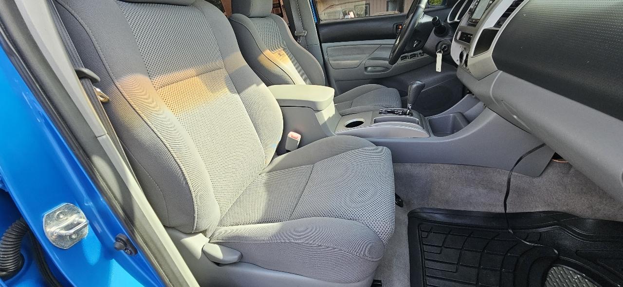 Toyota Tacoma 2WD Dbl LB V6 AT PreRunner (Natl) 2008