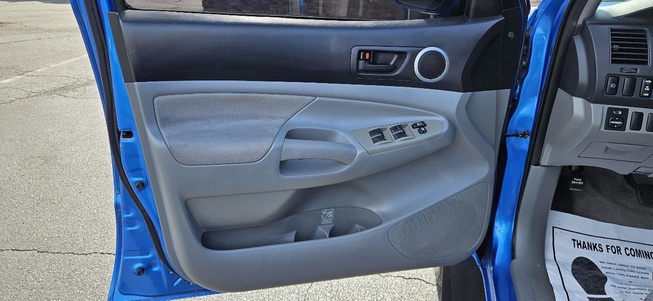 Toyota Tacoma 2WD Dbl LB V6 AT PreRunner (Natl) 2008