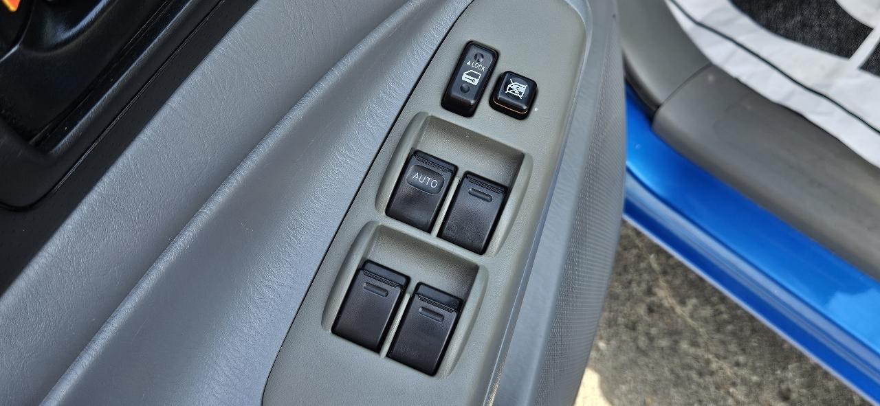 Toyota Tacoma 2WD Dbl LB V6 AT PreRunner (Natl) 2008