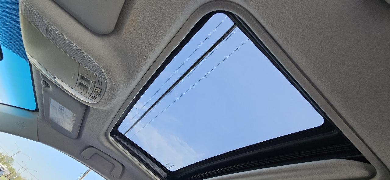 Toyota Corolla 4dr Sdn Auto S (Natl) 2011