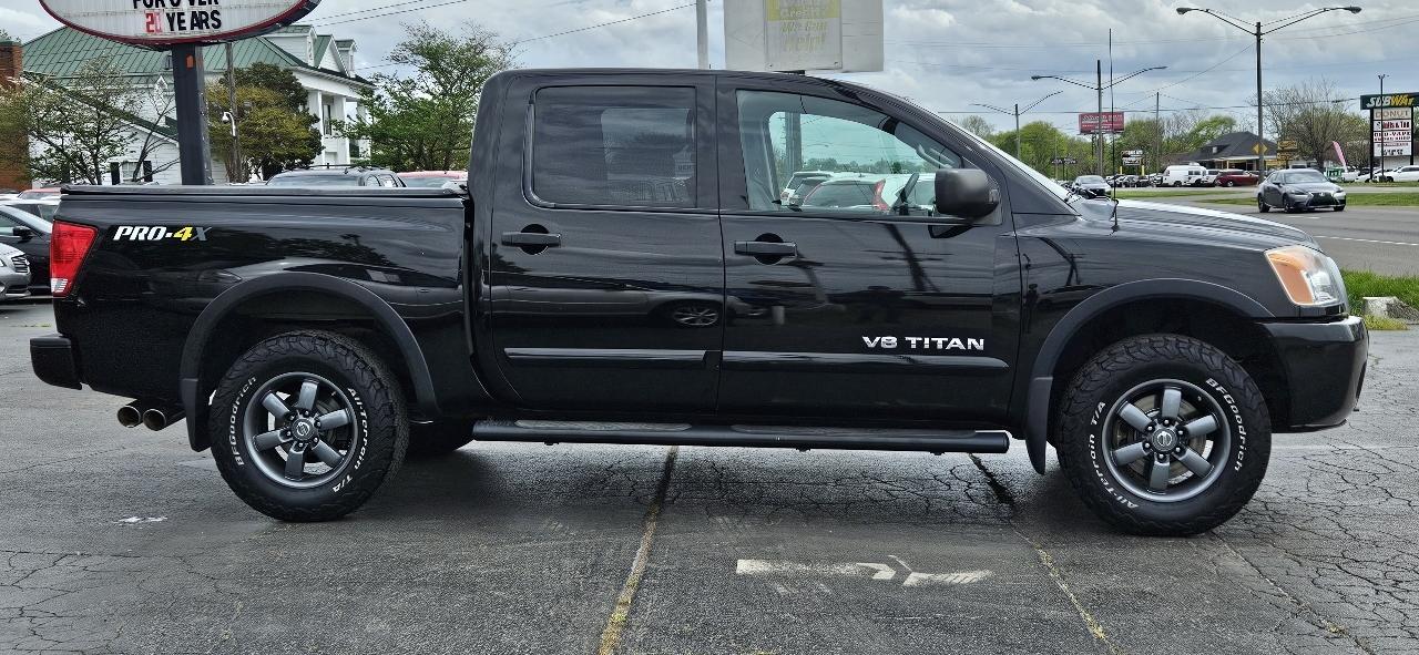Nissan Titan 4WD Crew Cab SWB PRO-4X 2013