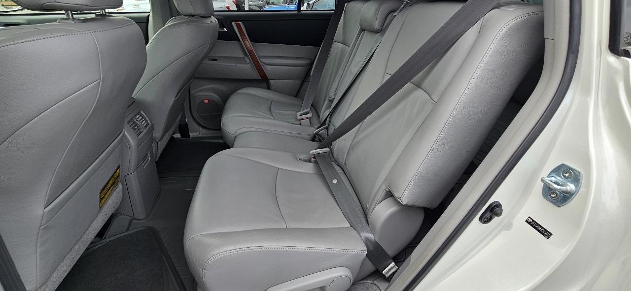 Toyota Highlander FWD 4dr Limited (Natl) 2008