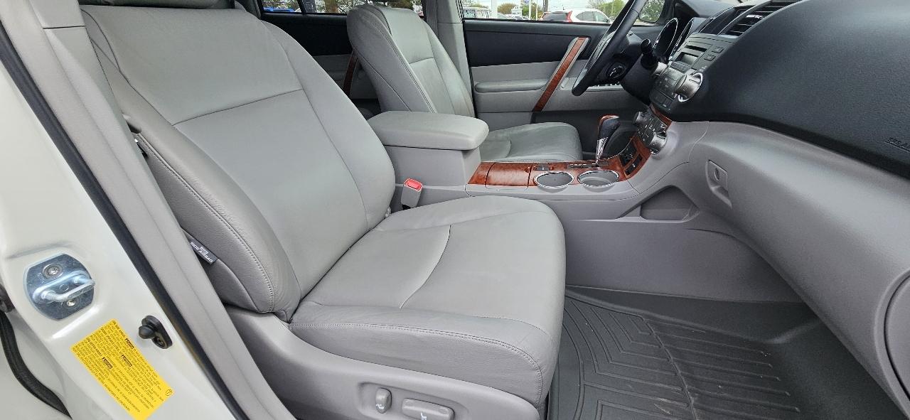 Toyota Highlander FWD 4dr Limited (Natl) 2008