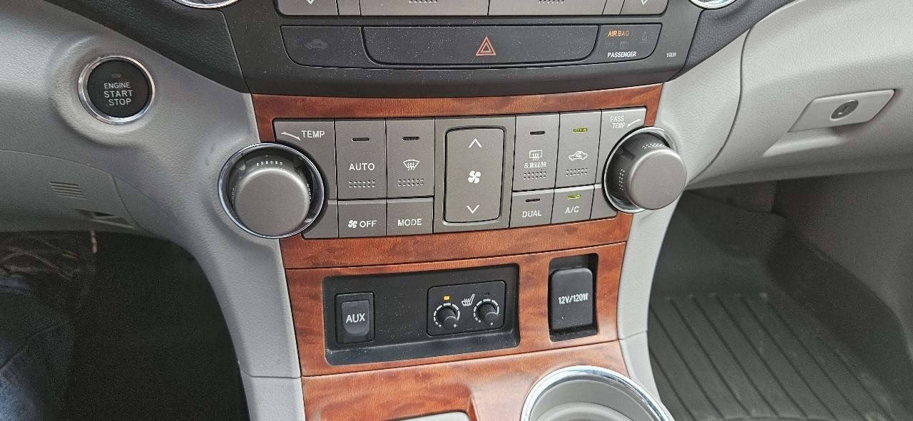 Toyota Highlander FWD 4dr Limited (Natl) 2008