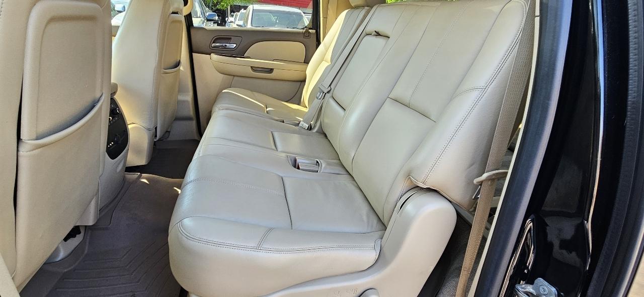 GMC Yukon XL 4WD 4dr 1500 SLT 2012