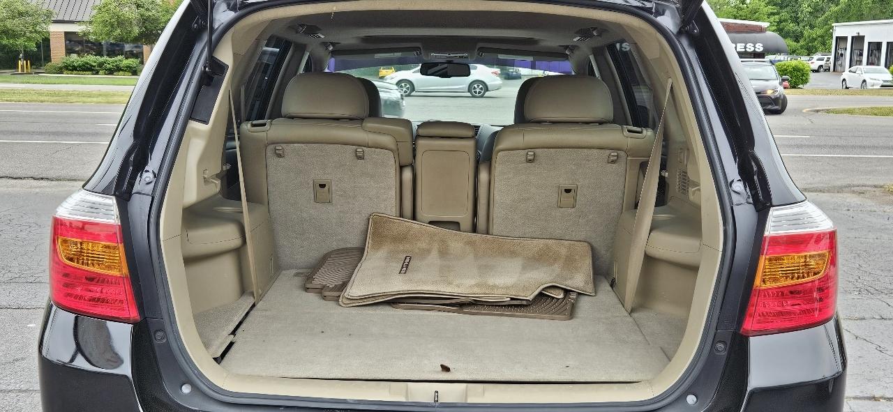 Toyota Highlander FWD 4dr V6 Limited (Natl) 2010