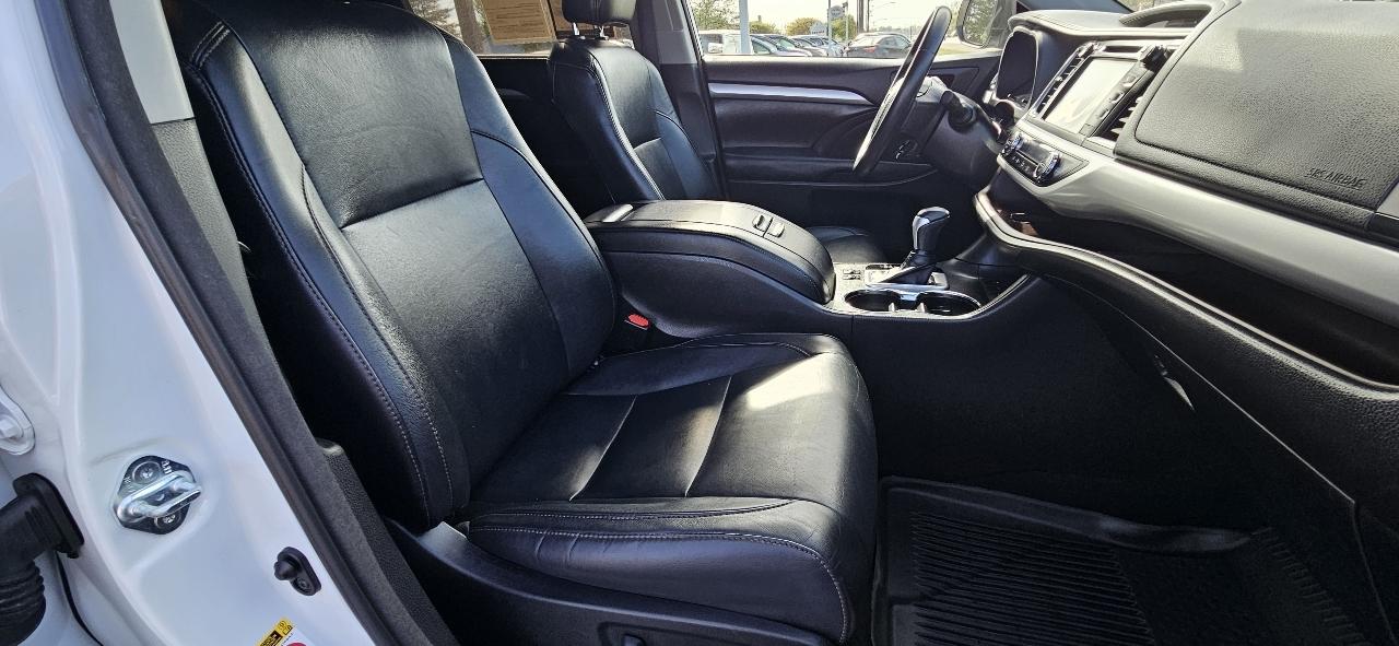 Toyota Highlander XLE V6 AWD (Natl) 2018