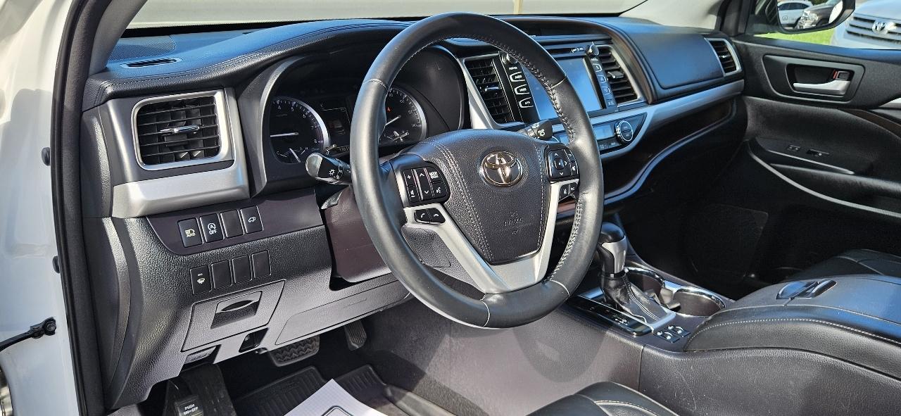 Toyota Highlander XLE V6 AWD (Natl) 2018