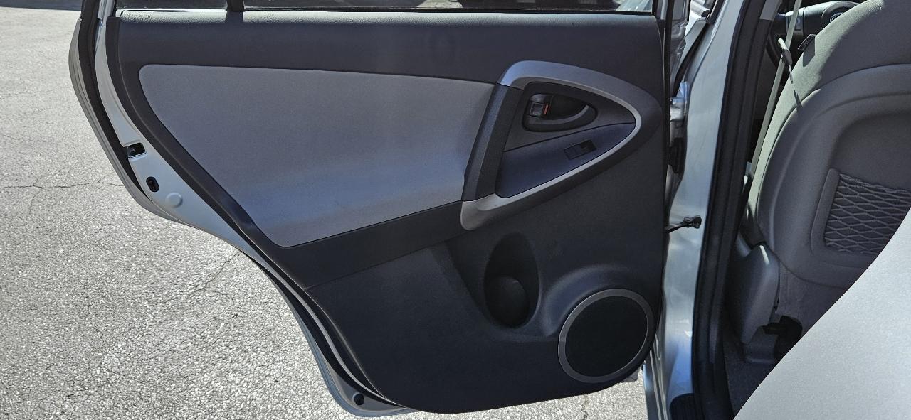 Toyota RAV4 4WD 4dr 4-cyl 4-Spd AT Ltd (Natl) 2008