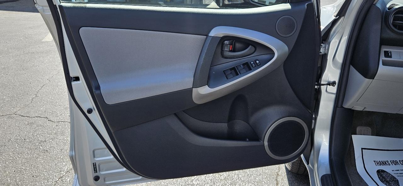 Toyota RAV4 4WD 4dr 4-cyl 4-Spd AT Ltd (Natl) 2008