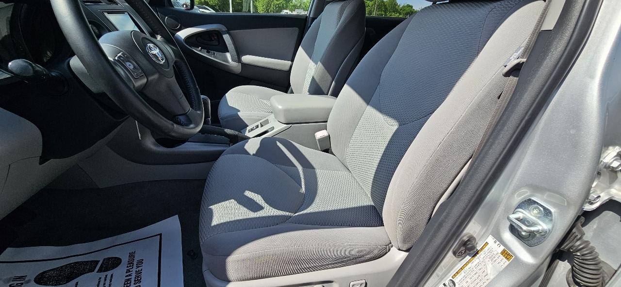 Toyota RAV4 4WD 4dr 4-cyl 4-Spd AT Ltd (Natl) 2008