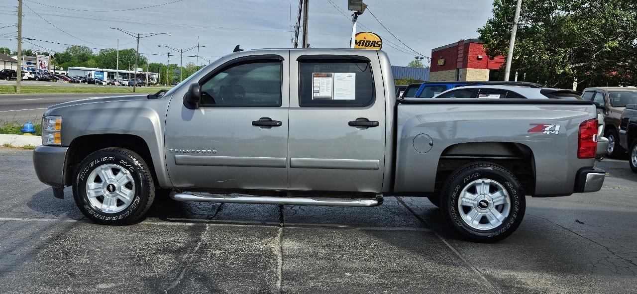 Chevrolet Silverado 1500 4WD Crew Cab 143.5" LT w/1LT 2007