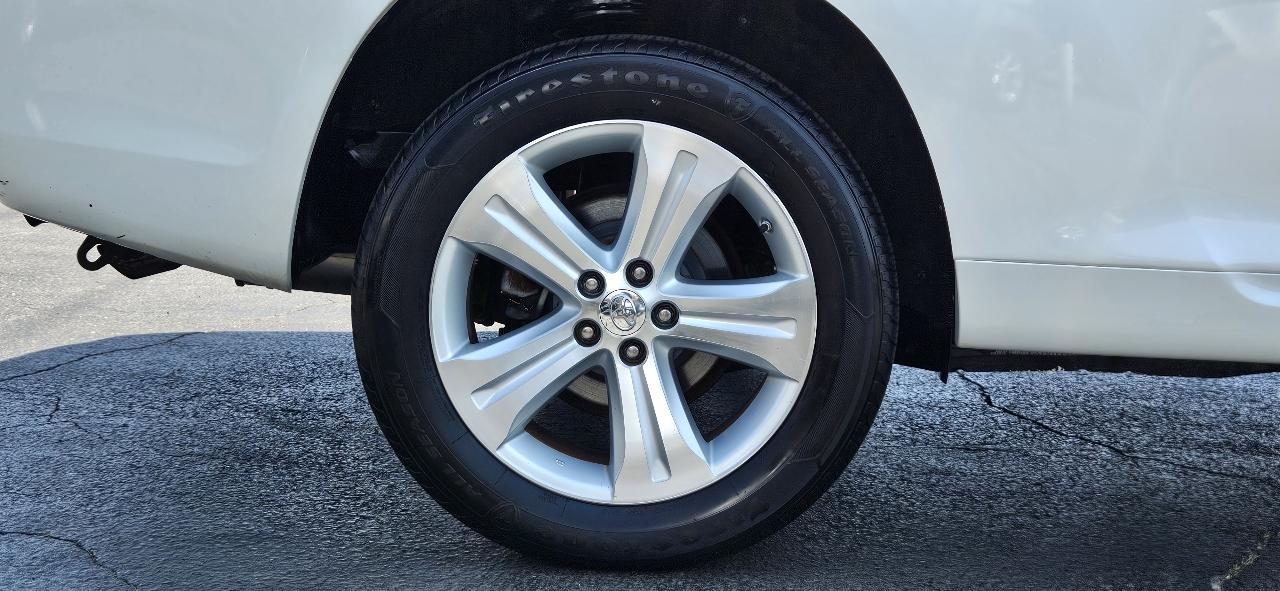 Toyota Highlander FWD 4dr V6 Limited (Natl) 2010