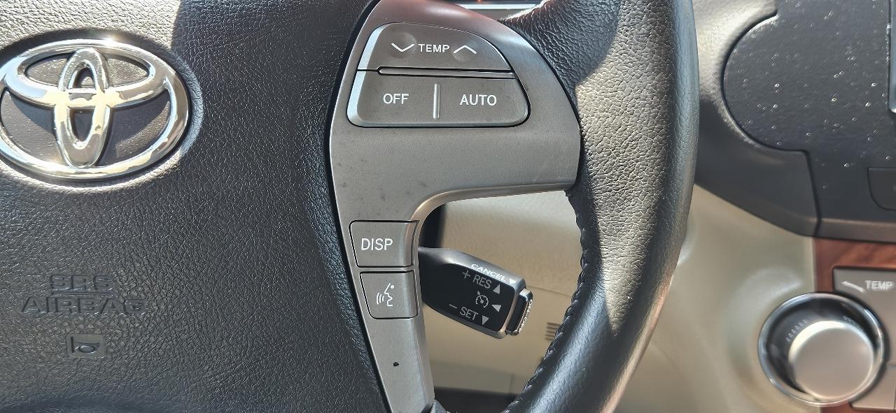 Toyota Highlander FWD 4dr V6 Limited (Natl) 2010