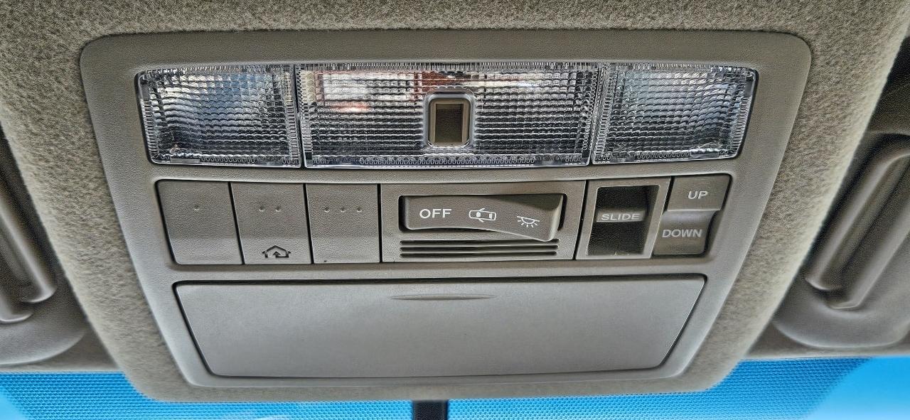 Toyota Highlander FWD 4dr V6 Limited (Natl) 2010